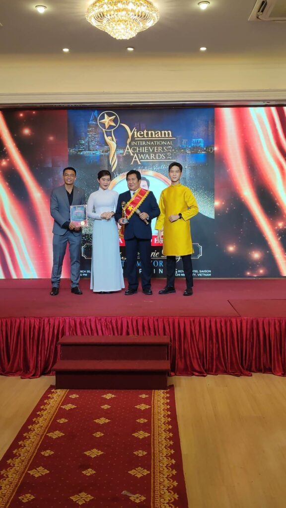 Mayor Jay L. Diaz  received the International Achievers Award in Vietnam on March 30, 2023, in great recognition of his dedication and commitment in delivering public service for the best interest of the people. Pls. watch the video highlights.